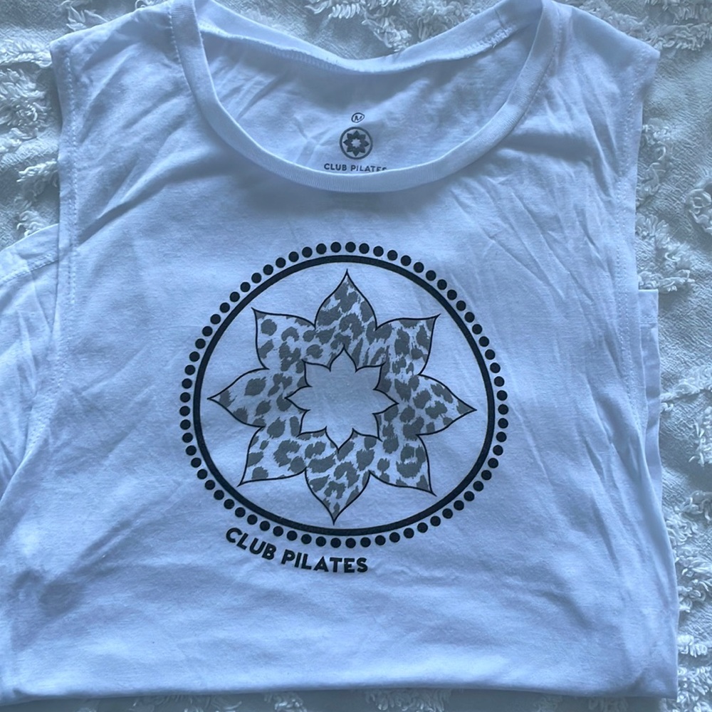 Club Pilates Leopard Mandala Tank - size M